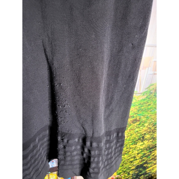 Black Compression Tank Top - Shapewear - Picture 4 of 4